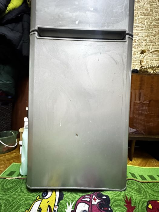 Холодильник indesit