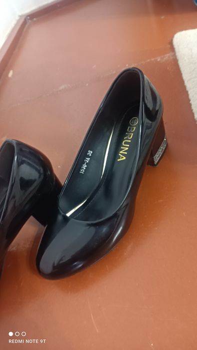 Туфли женские черные