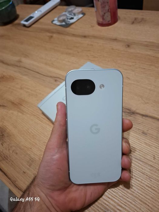Телефон google pixel 10a