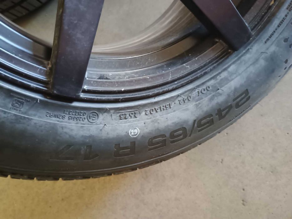 Гуми 17" 245/65/17