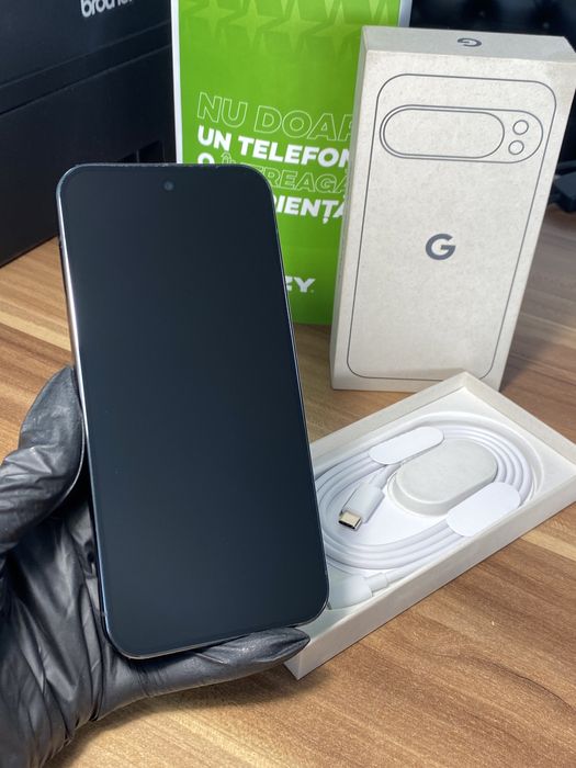 Google Pixel 10 Pro XL • 256 GB • Black