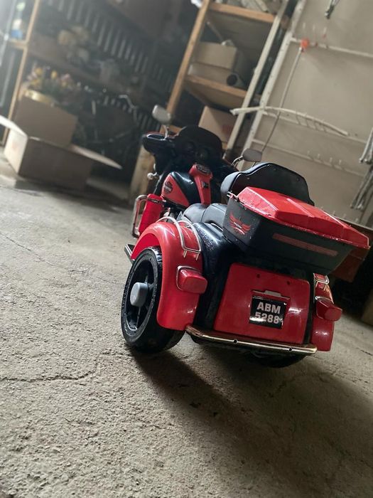 мотоцикл красный