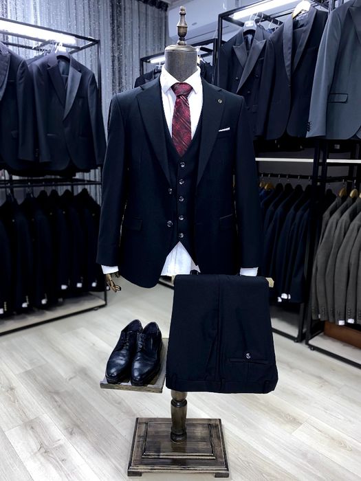 Прокат костюмов и смокингов. Астана