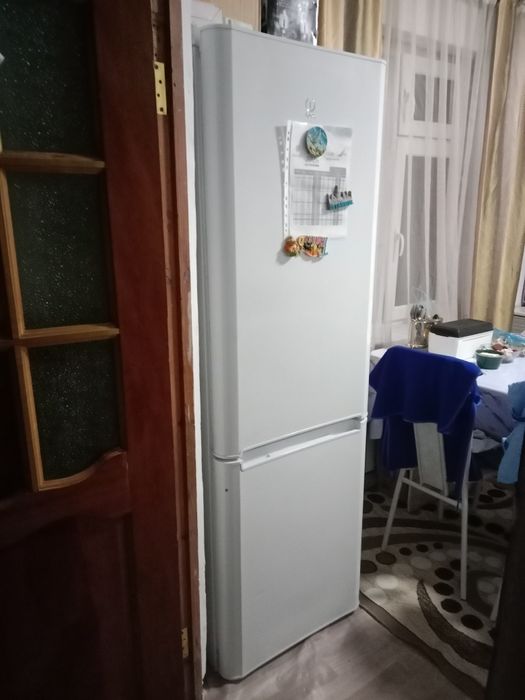 Холодильник рабочий