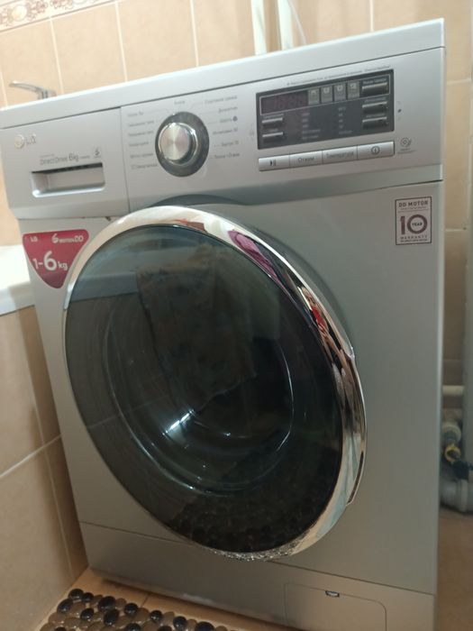 Машинка стиральная хорошем состояние . Б/у