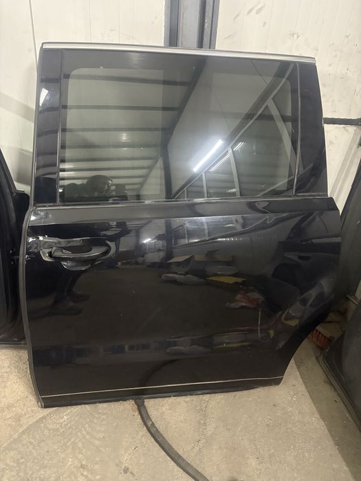 Задна лява врата за VW Sharan / Шаран след 2010 -