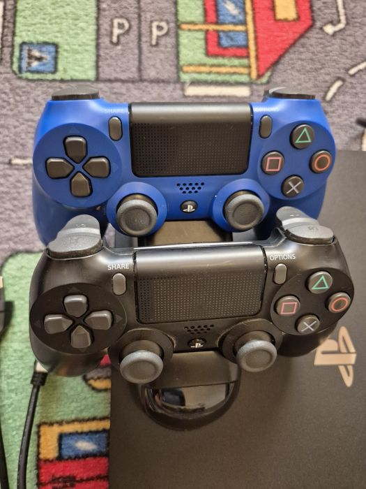 Play Station 4 PS 4 PRO 1 Tera