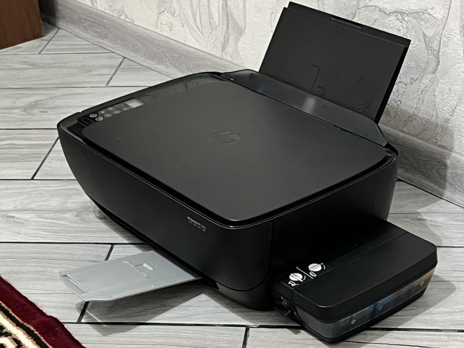 Цветной принтер HP Deskjet GT5820