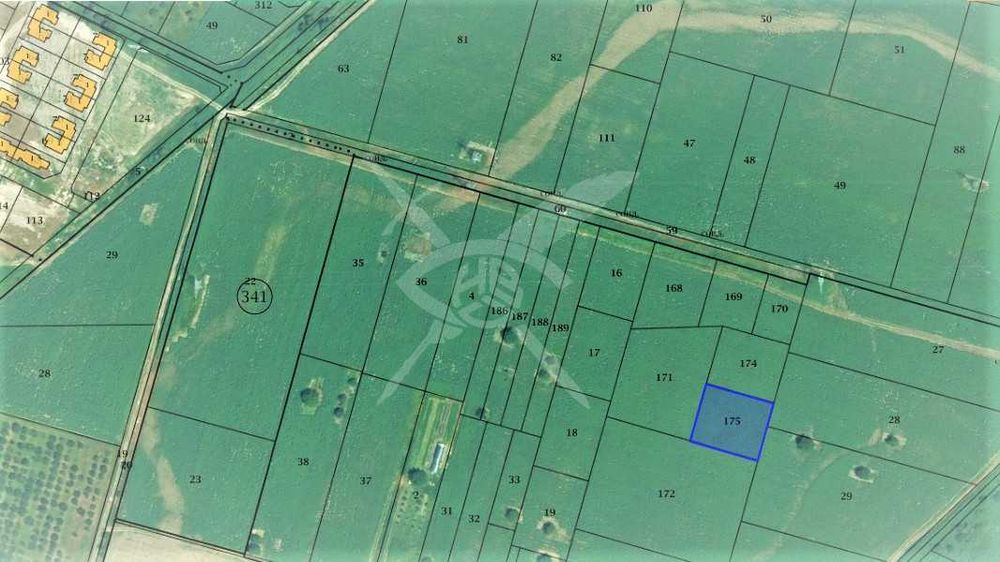 Парцел в Остромила 38426