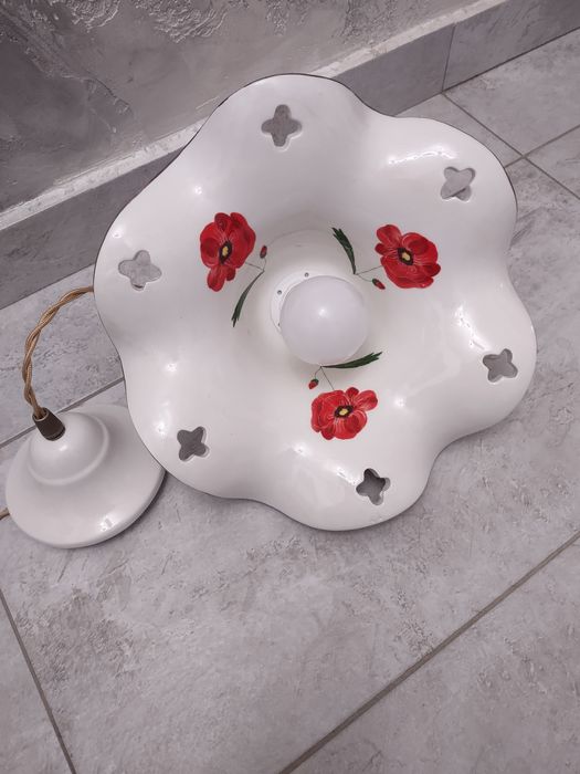 Vând lustre și oglinzi cu degivrare