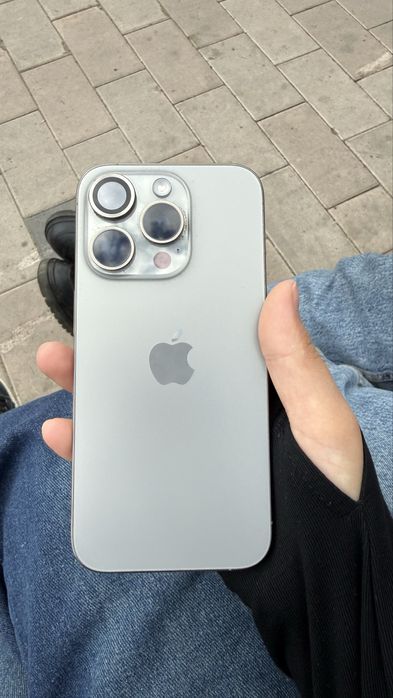 iphone 15 pro серебристый