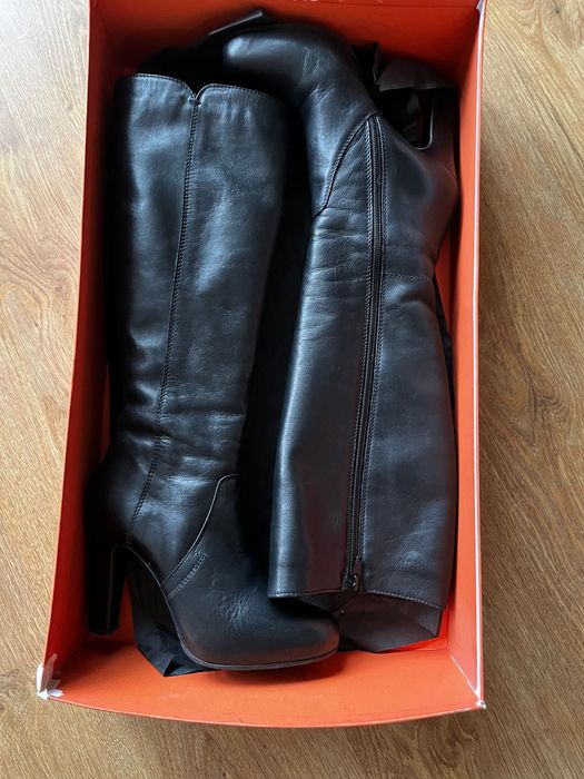 Елегантни дълги ботуши от естествена кожа 37 !!!намалена цена!!!