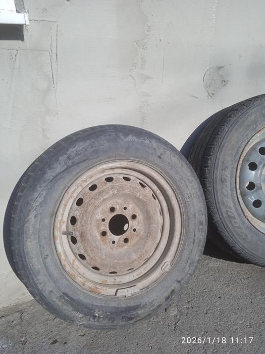 Покрышки с дисками на 13 и 14 диаметр