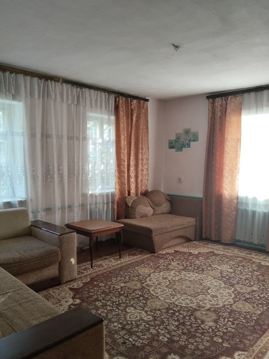 Продаётся большой дом в центре Карабулака