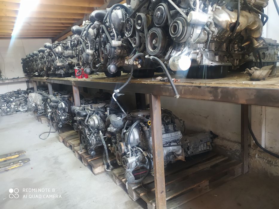 Двиготель 3UZ Toyota