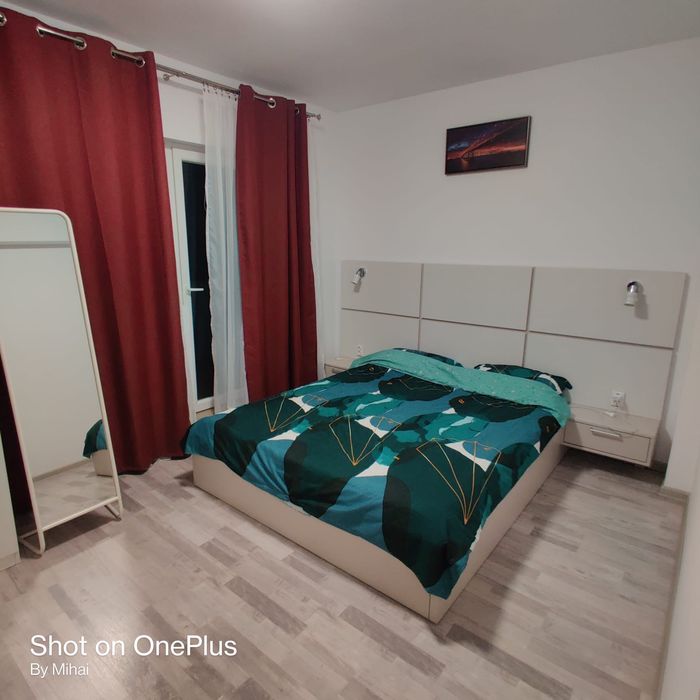 Apartament 3 camere cu loc de parcare