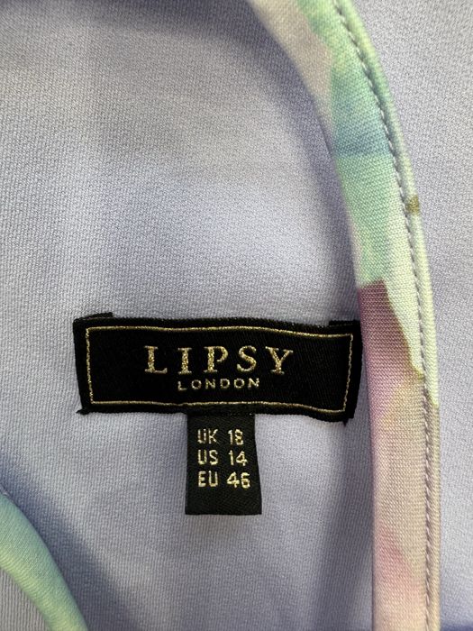 Нова рокля Lipsy London