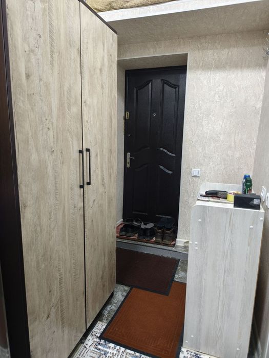 Агентство.1/3/4 Сергели -2. Бывшее общежитие. 18 кв.  м.. кухни нет .