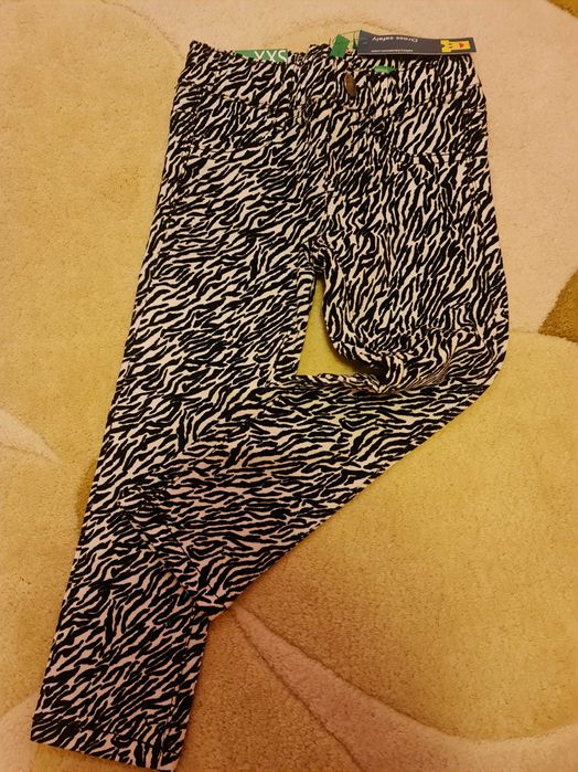 Невероятно панталонче на Beneton