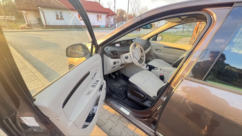 Vand Renaul Grand Scenic 3