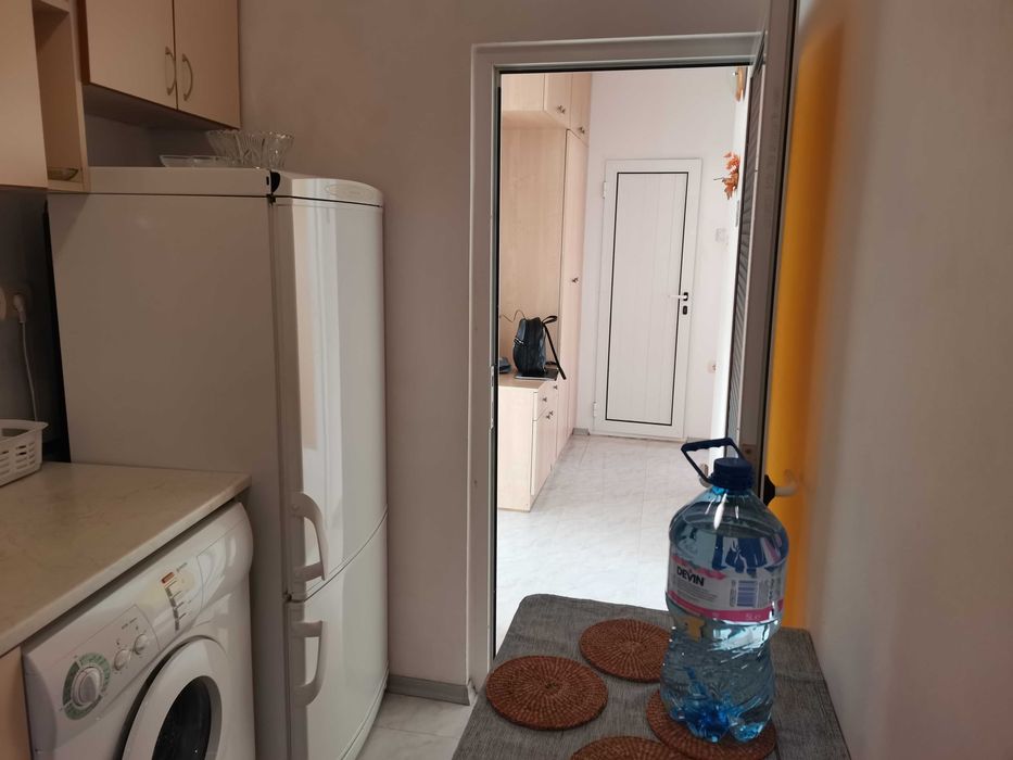 Дава се под наем Двустаен апартамент в Бургас, Славейков - 60 кв.м за 300 € - Снимка #9