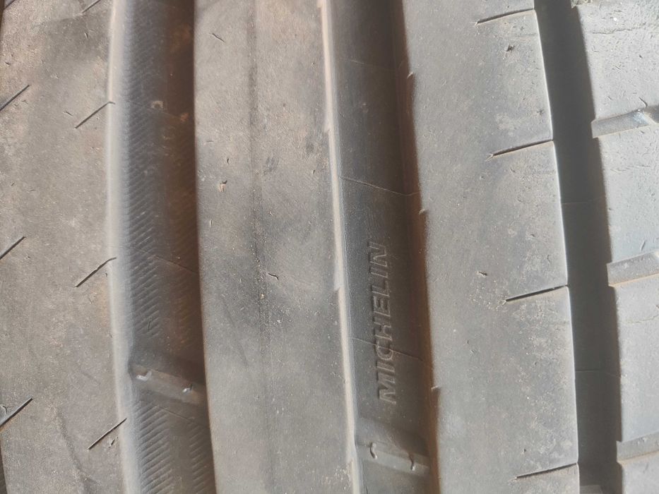 2бр.летни гуми 255/40/21 Michelin