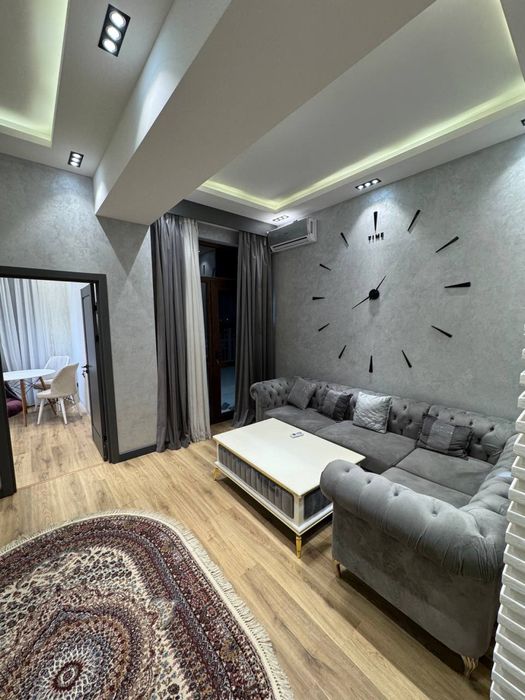 Срочно продаётся 89м2+35м2 терасса 2-санузел 2-лифта паркентски