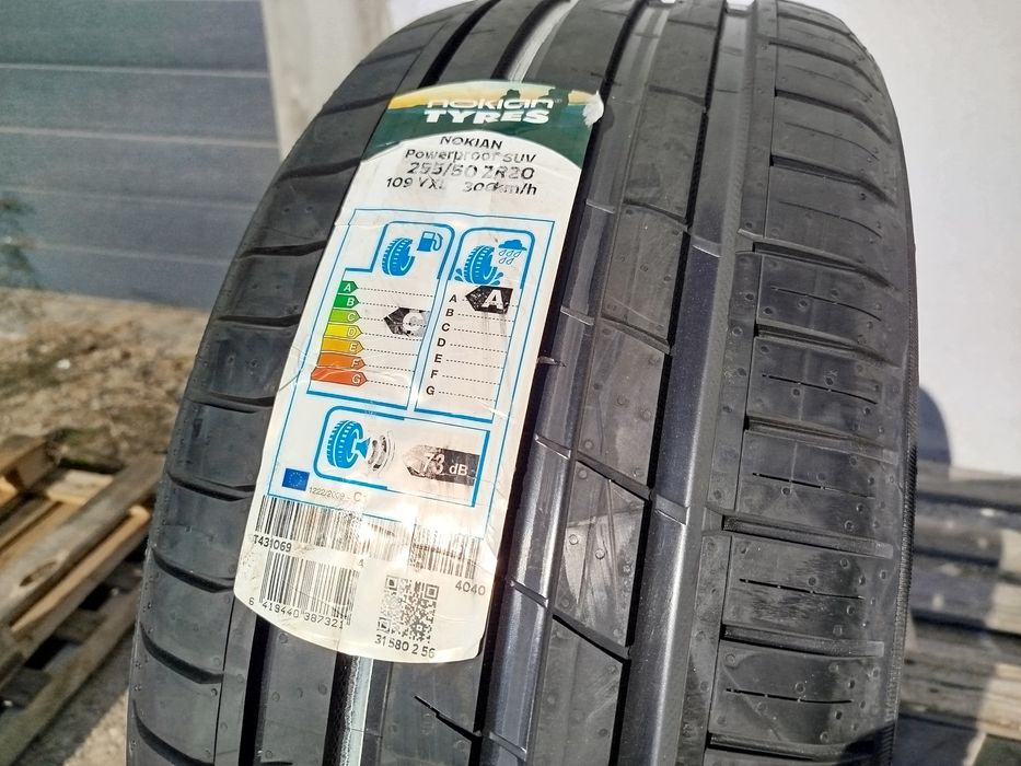 255/50/20 Нокиан ДОТ 2020 г - Чисто Нова - САМО 1 брой
