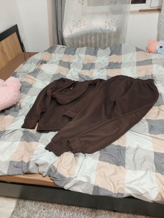 Trening  dama  cumpărate  de  pe  Shein