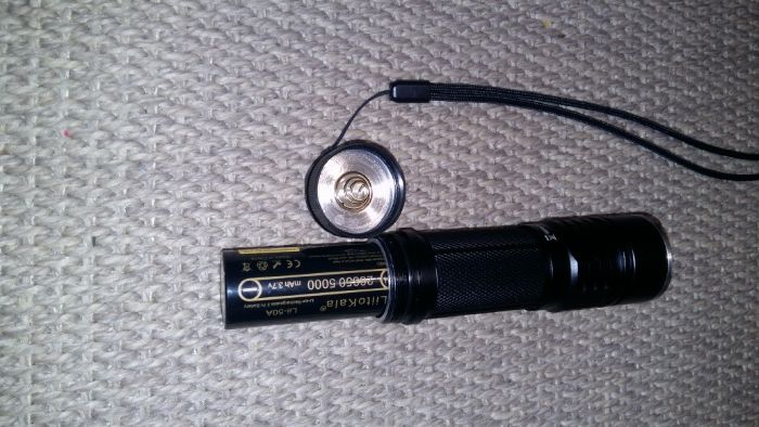 Vand set complet lanterna cu 1 akk 26650/4500mA