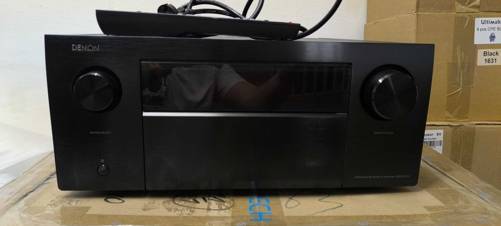 Denon AVC-A1H 15.4ch 8K флагмански AV усилвател / ресивър