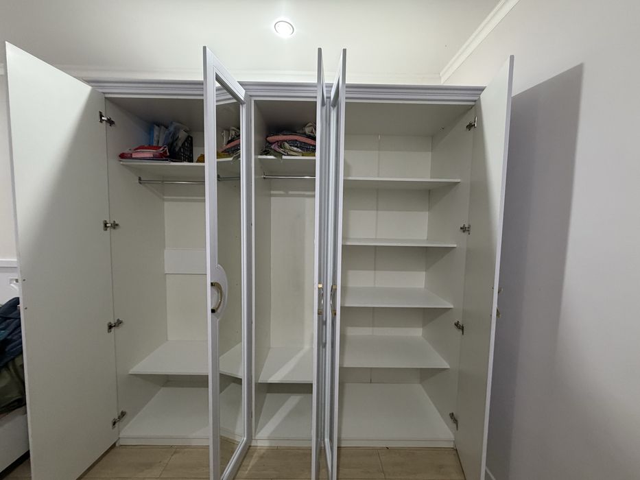 Продается шкаф в Алматы