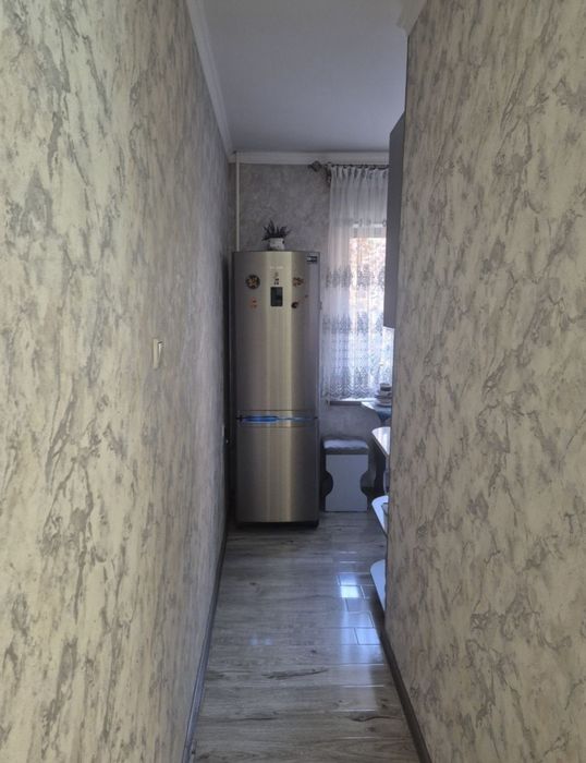 Продаётся 1/3/5 на сергели-1