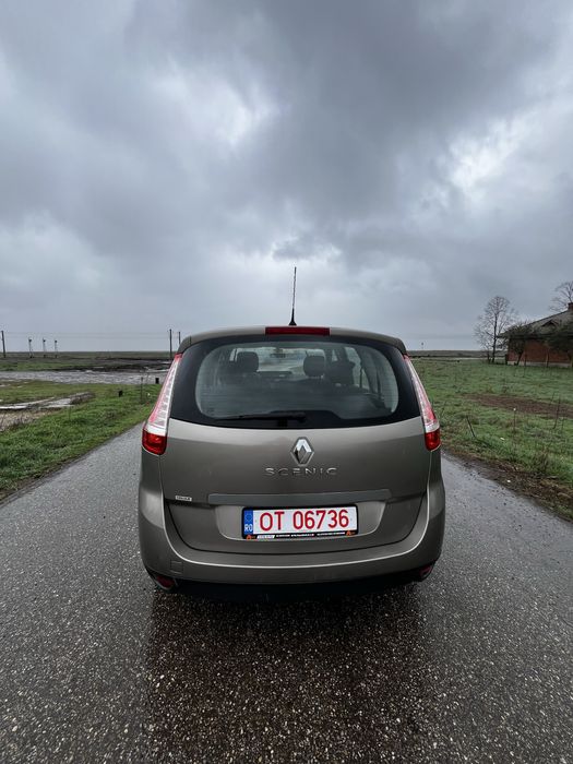 Renault Grand Scenic 1.9 dCi – 7 Locuri