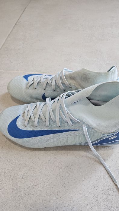 Бутонки и стонажки Nike и Adidas