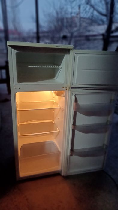 SNAIGE халадильник 2Х камерный 1м80см