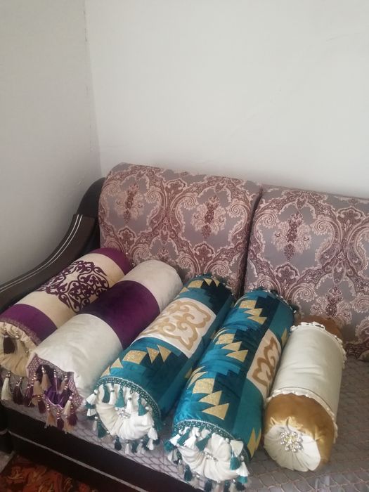 Декоративные подушки новые