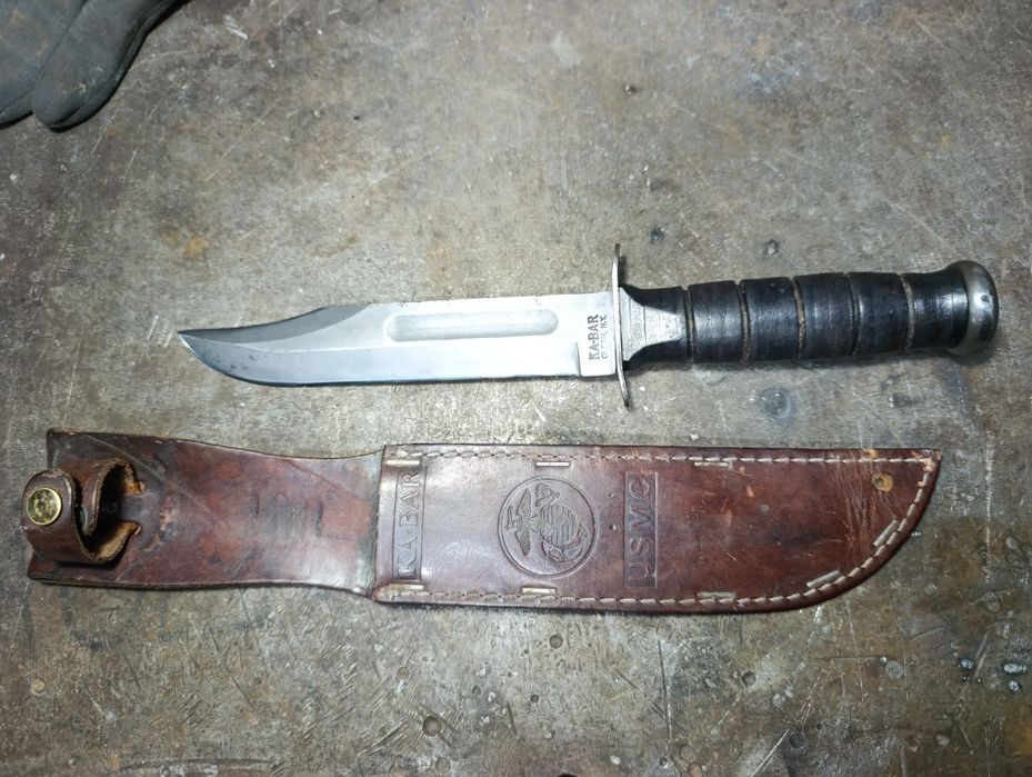 Cuțit de vanatoare KA-BAR