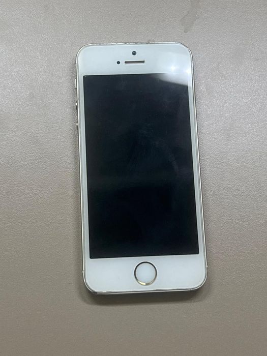 iPhone 5s продам срочно