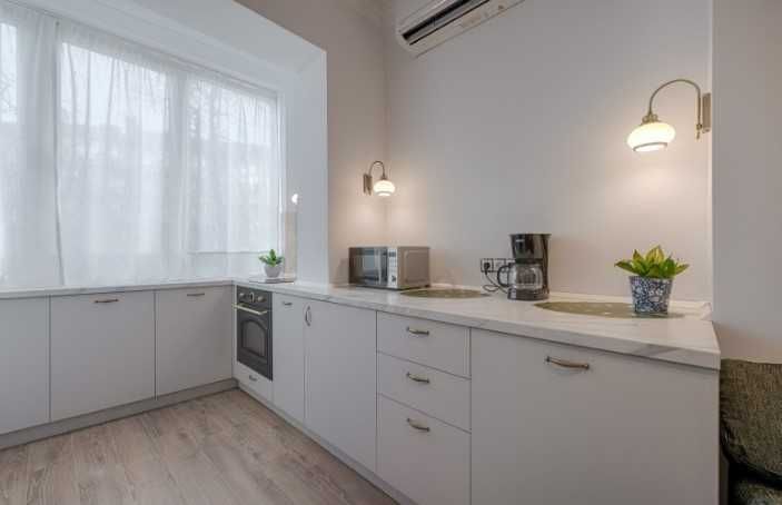 Дава се под наем Двустаен апартамент в София, Изток - 44 кв.м за 650 € - Снимка #1