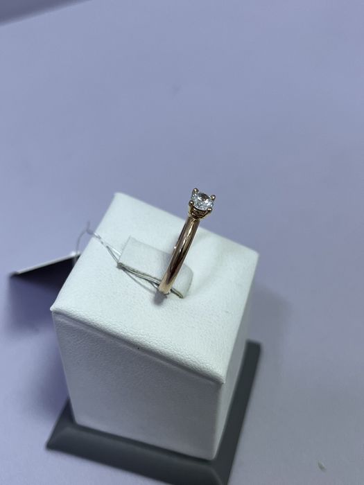 Кольцо с камнями СТ 276120