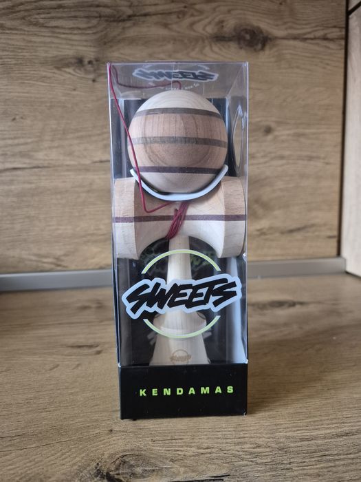Kendama Sweets Broken Shape Splice IX noua, nefolosita