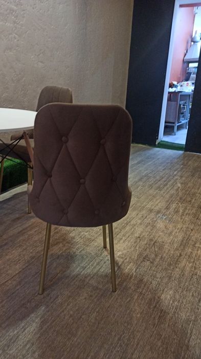 продам стол и стулы