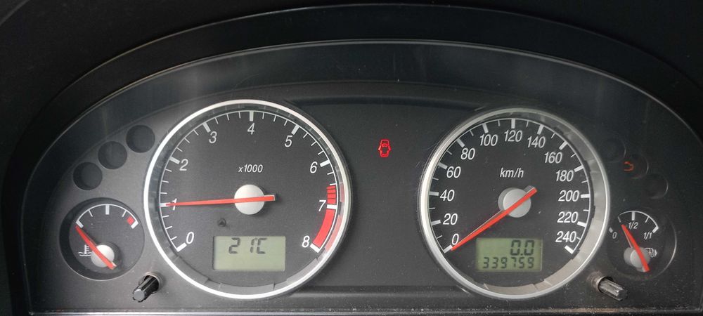 Ford Mondeo 2.0 Газ/Бензин 2003 г.