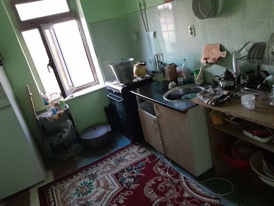 Уй 5хонали  сотилади