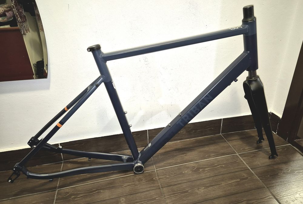 Cadru și furca carbon Triban RC520