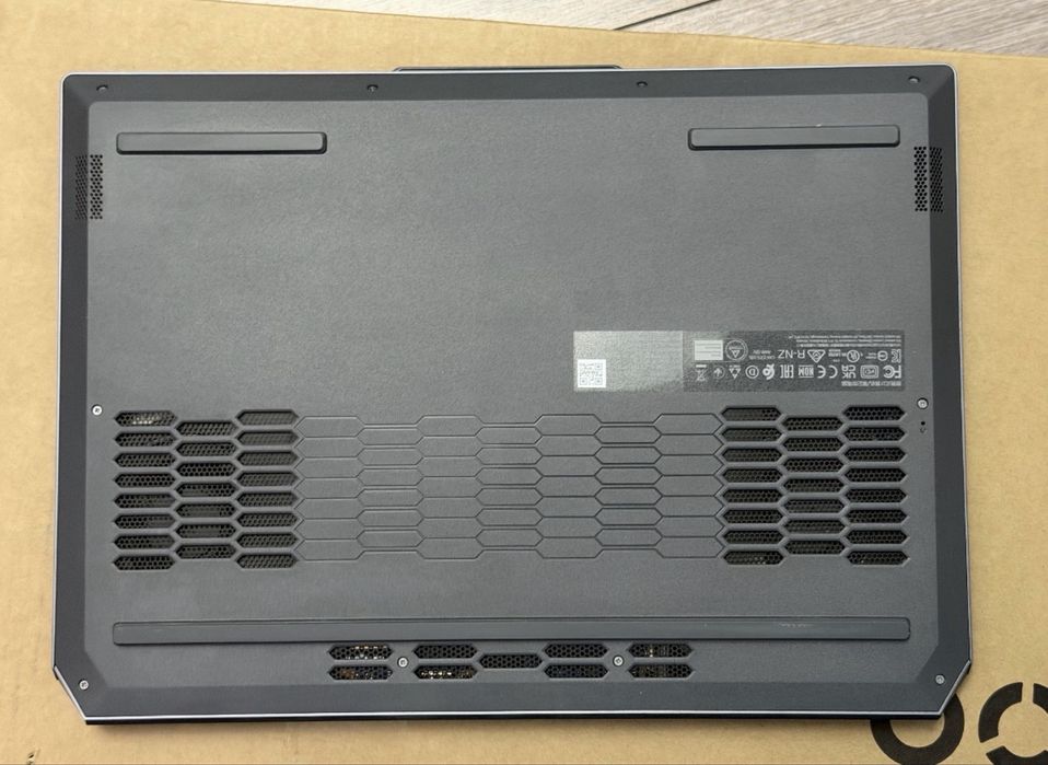 Laptop gaming Lenovo LOQ 24 GB RAM / RTX 3050 6GB / 144Hz - Garantie