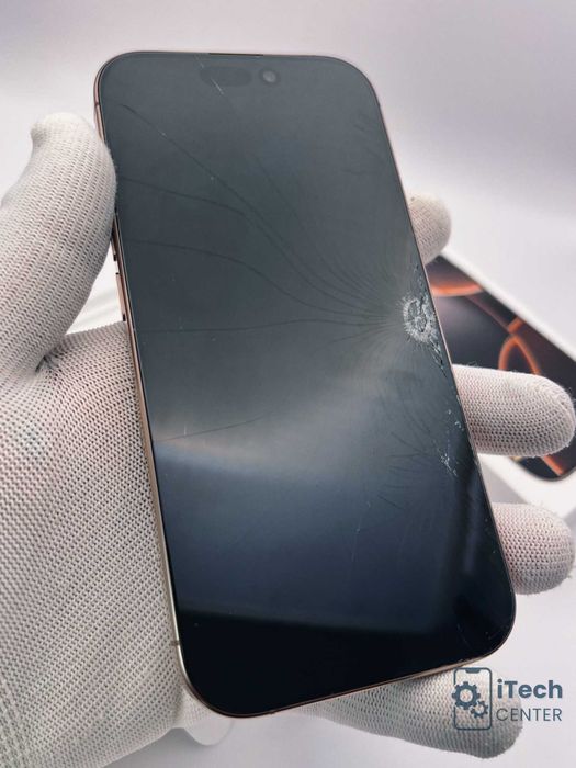 Оригинален дисплей за iPhone 16 PRO, със забележка!