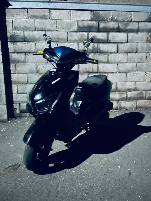 Продааам мопед М8