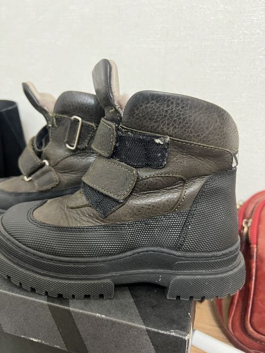 Продам детские зимние ботинки